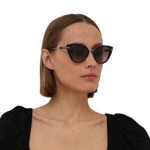 NEW TOM FORD WOMEN CAT EYE ANJELICA-02 TF868 01B SUNGLASSES FT0868/S BLACK GREY